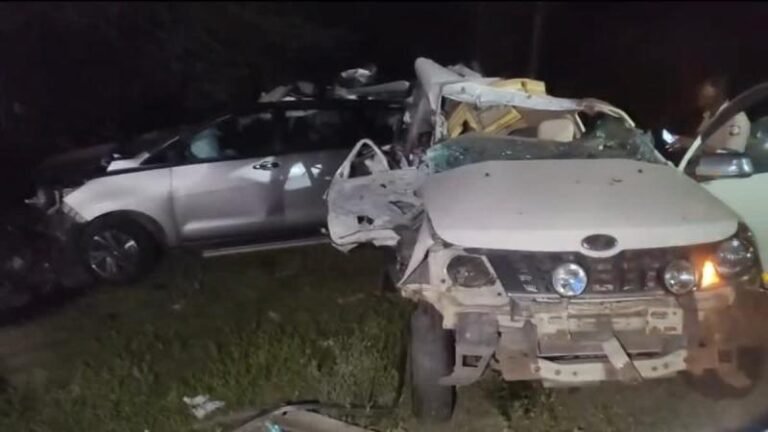 तमिलनाडु में भीषण सड़क हादसा, बस का टायर फटने से 9 लोगों की मौत