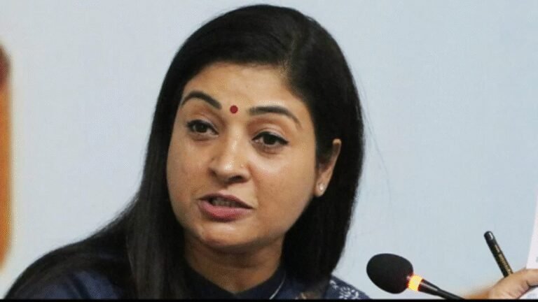 पुलिस हमले के केस में कोर्ट ने अलका लांबा के खिलाफ ठोस कार्रवाई की तैयारी