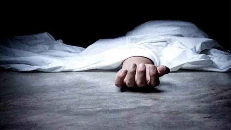 ‘मैं अब और दबाव नहीं झेल सकता…अलविदा’- नोट लिखकर BLO ने त्यागे प्राण!