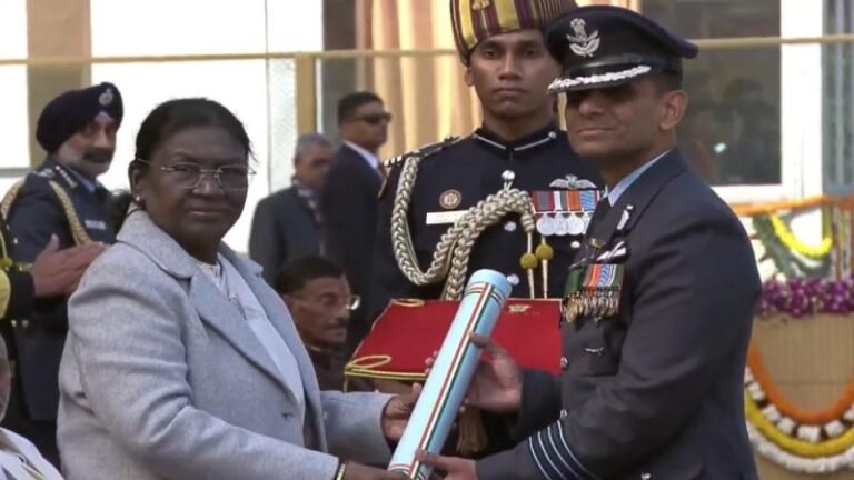 गणतंत्र दिवस पर अशोक चक्र से सम्मानित हुए शुभांशु शुक्ला, स्पेस में लहराया था भारत का परचम