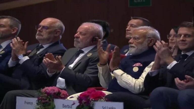 पीएम मोदी ने सभी मेहमानों का किया स्वागत, थोड़ी देर में करेंगे संबोधित