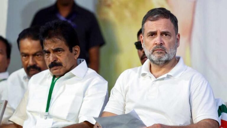 कांग्रेस में टिकट के लिए खींचतान, एक-एक सीट पर कई दावेदार