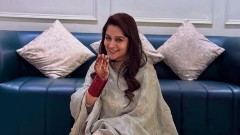 पेट में सिस्ट के कारण अस्पताल में भर्ती