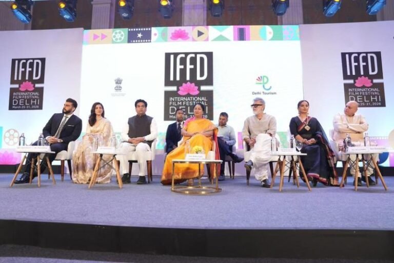 दिल्ली में होगा फिल्म फेस्टिवल, सीएम रेखा गुप्ता ने किया एलान; इन कलाकारों की मौजूदगी में लॉन्च हुआ लोगो