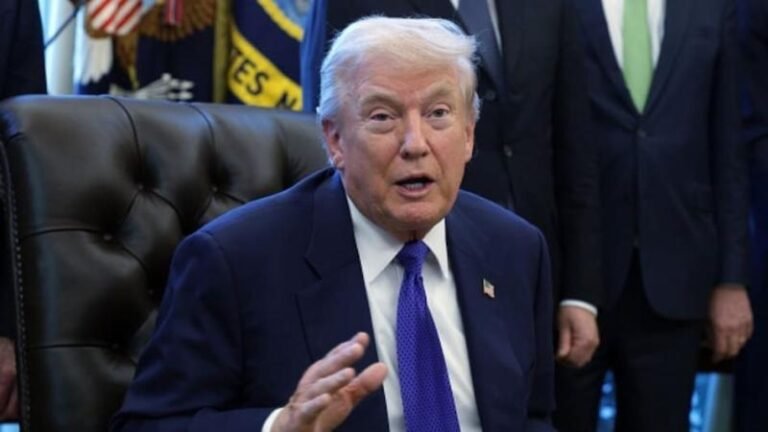 ईरान पर भड़के ट्रंप, दी अभूतपूर्व सैन्य कार्रवाई की धमकी